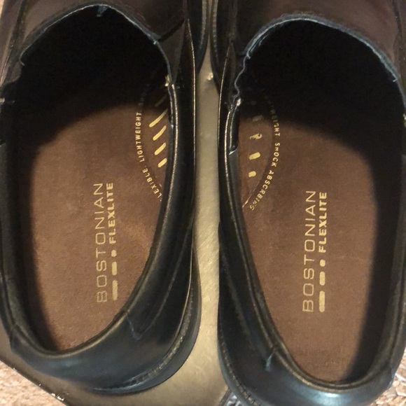 Dress Shoes - Picture 2 of 3